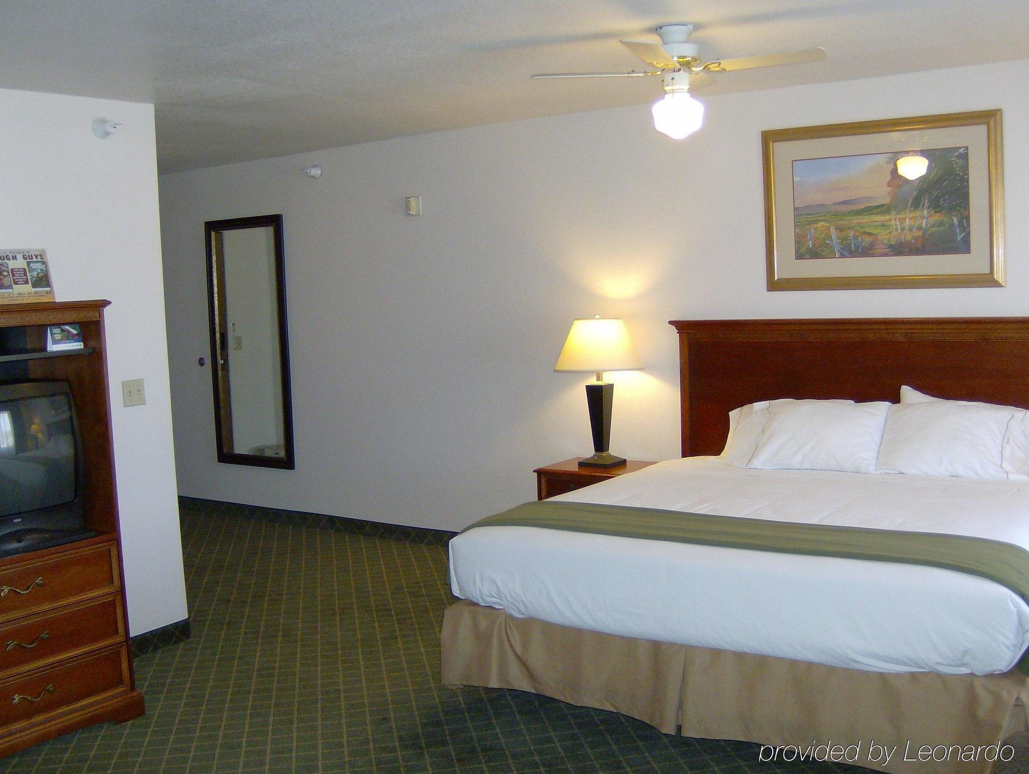 Best Western Canon City Room photo